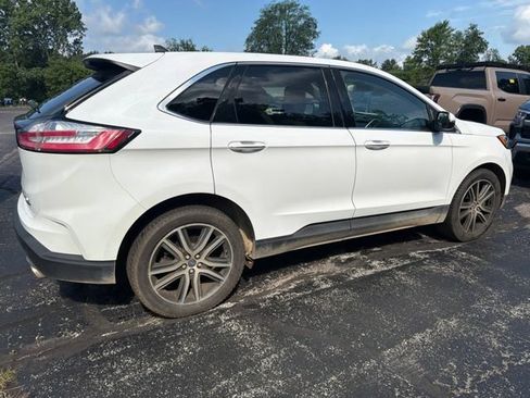 Used 2020 Ford Edge Titanium AWD/4WD image 3