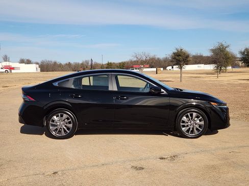 New 2026 Nissan Sentra SL w/ Floor Mat Package FWD image 7