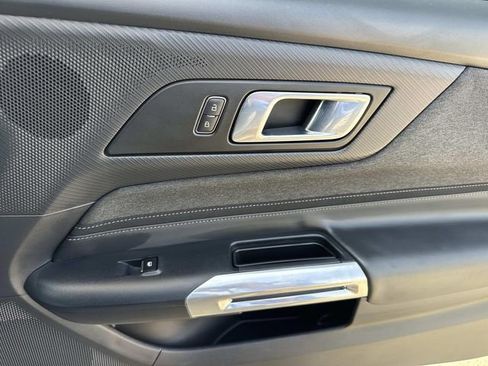 Used 2024 Ford Mustang GT RWD image 13