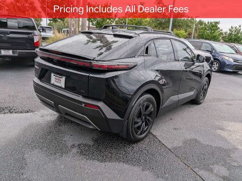 Certified 2026 Toyota C-HR AWD/4WD image 5