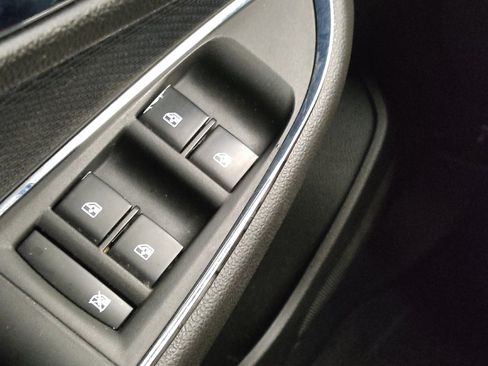 Used 2019 Chevrolet Cruze LT w/ Convenience Package FWD image 27
