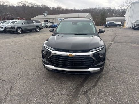 New 2026 Chevrolet TrailBlazer LT w/ LT Cold Weather Package FWD image 3
