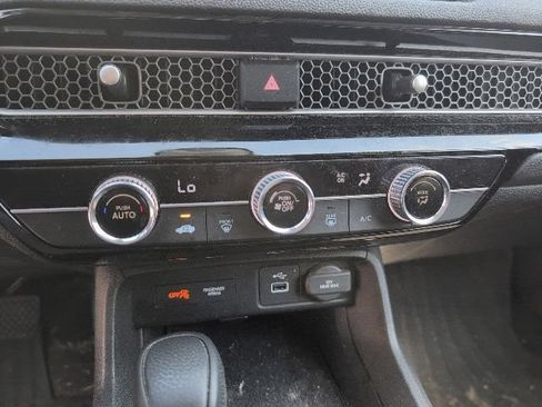 Used 2022 Honda Civic LX image 15