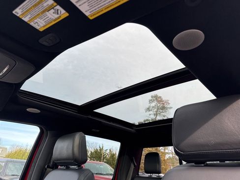 Used 2023 Ford F150 Lariat w/ Equipment Group 502A High image 10