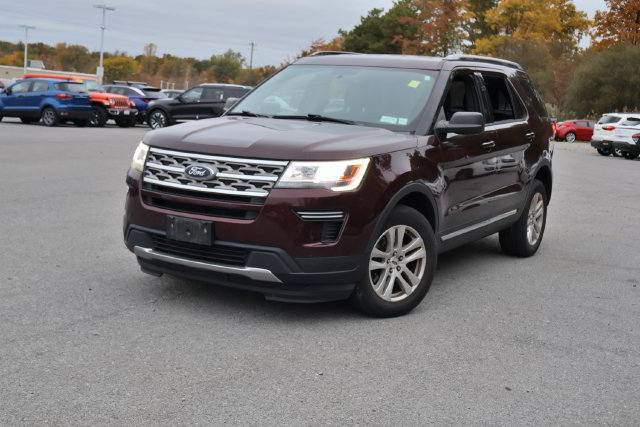 Used 2018 Ford Explorer XLT AWD/4WD image 1
