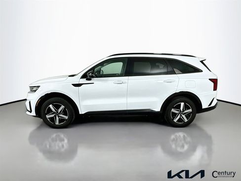 Certified 2023 Kia Sorento S image 8