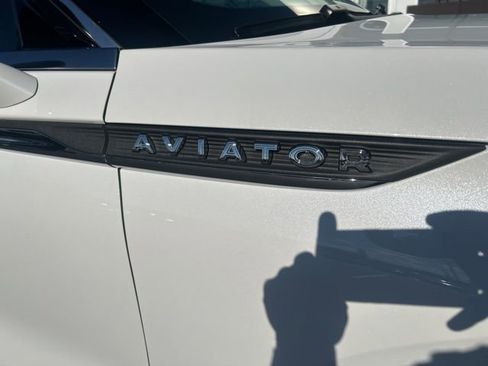 New 2026 Lincoln Aviator Premiere image 5
