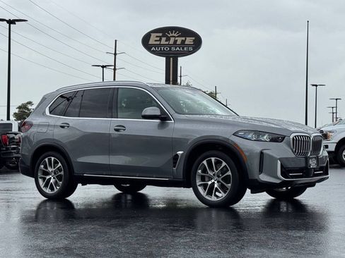 Used 2025 BMW X5 xDrive40i w/ Climate Comfort Package AWD/4WD image 1