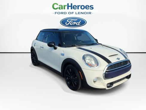 Used 2016 MINI Cooper S FWD image 2