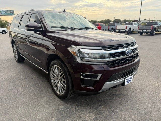 Used 2023 Ford Expedition Max Limited AWD/4WD image 4