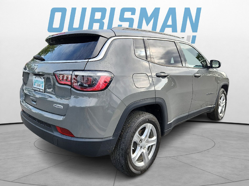Certified 2024 Jeep Compass Latitude AWD/4WD image 6