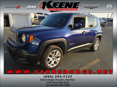 Used 2017 Jeep Renegade Latitude w/ Safety & Security Group image 1