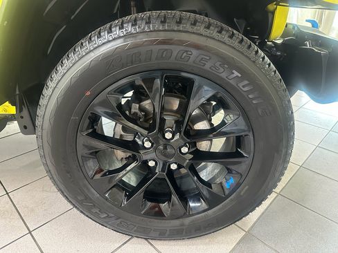 Used 2023 Jeep Wrangler Sahara w/ Cold Weather Group image 13