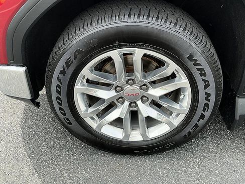 Used 2019 GMC Sierra 1500 SLT w/ SLT Premium Package AWD/4WD image 7