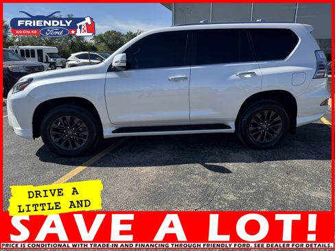 Used 2023 Lexus GX 460 Premium image 2
