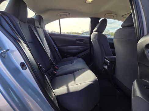 Used 2023 Toyota Corolla LE image 16