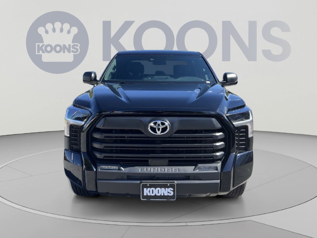 Used 2025 Toyota Tundra SR5 w/ SR5 Premium Package AWD/4WD image 11