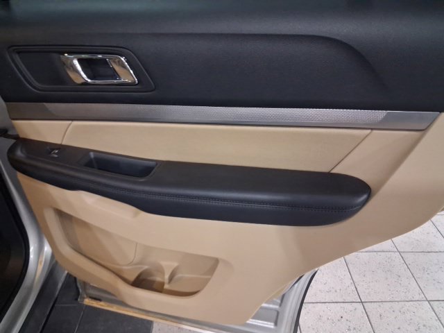 Used 2017 Ford Explorer FWD image 17