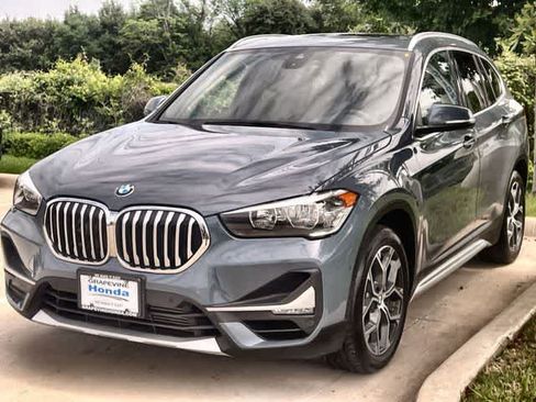 Used 2020 BMW X1 xDrive28i w/ Convenience Package AWD/4WD image 2