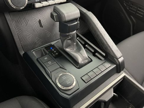 Used 2024 Toyota Tacoma SR5 RWD image 19