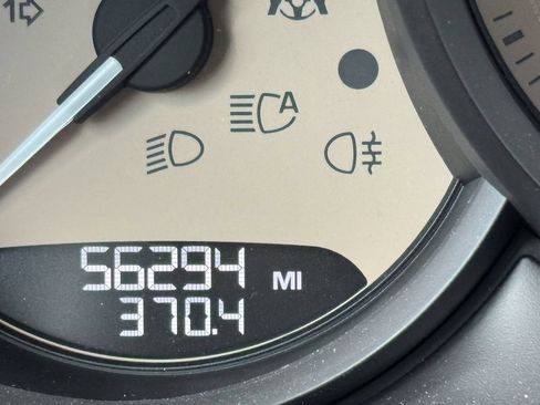 Used 2023 Porsche Macan AWD/4WD image 20