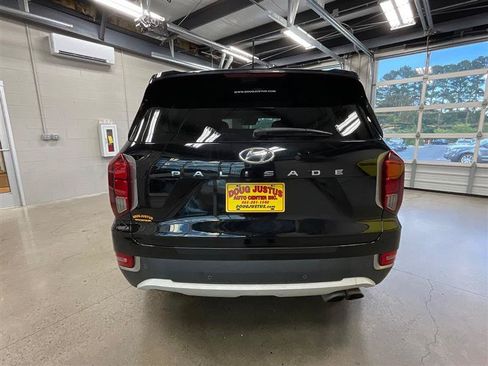 Used 2020 Hyundai Palisade SEL w/ Convenience Package FWD image 4