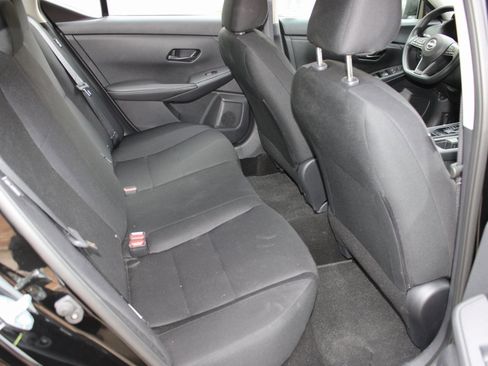 Used 2024 Nissan Sentra S image 16