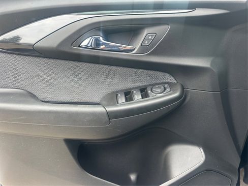 Used 2021 Chevrolet TrailBlazer LT w/ Convenience Package image 28
