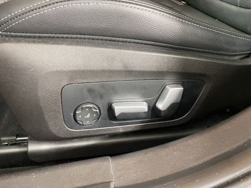 Certified 2023 BMW 330i xDrive Sedan w/ Premium Package image 13