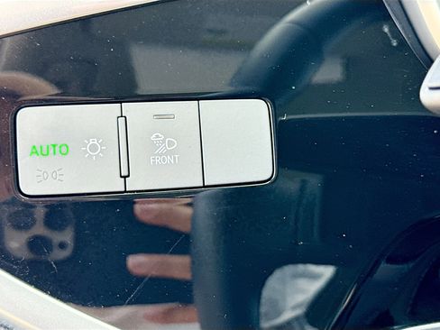 Used 2025 Audi Q3 2.0T Premium Plus w/ Premium Plus Package image 35