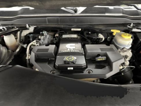 Used 2020 RAM 3500 Laramie image 44