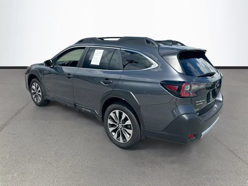 Used 2025 Subaru Outback Limited w/ Popular Package #2 AWD/4WD image 5