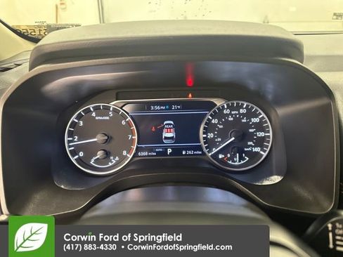 Used 2025 Nissan Rogue SV image 30