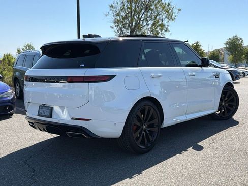 Used 2024 Land Rover Range Rover Sport Dynamic SE AWD/4WD image 4