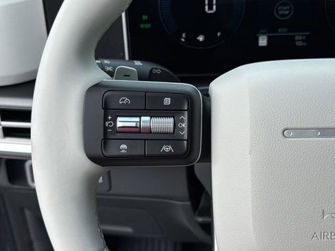 New 2026 Hyundai Santa Fe SE image 18