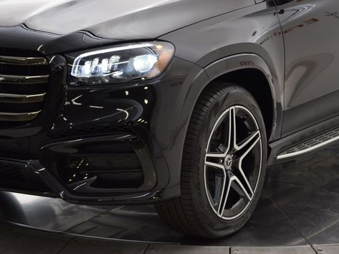 New 2026 Mercedes-Benz GLS 450 4MATIC image 11