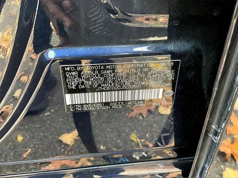 Used 2018 Lexus IS 300 AWD image 18