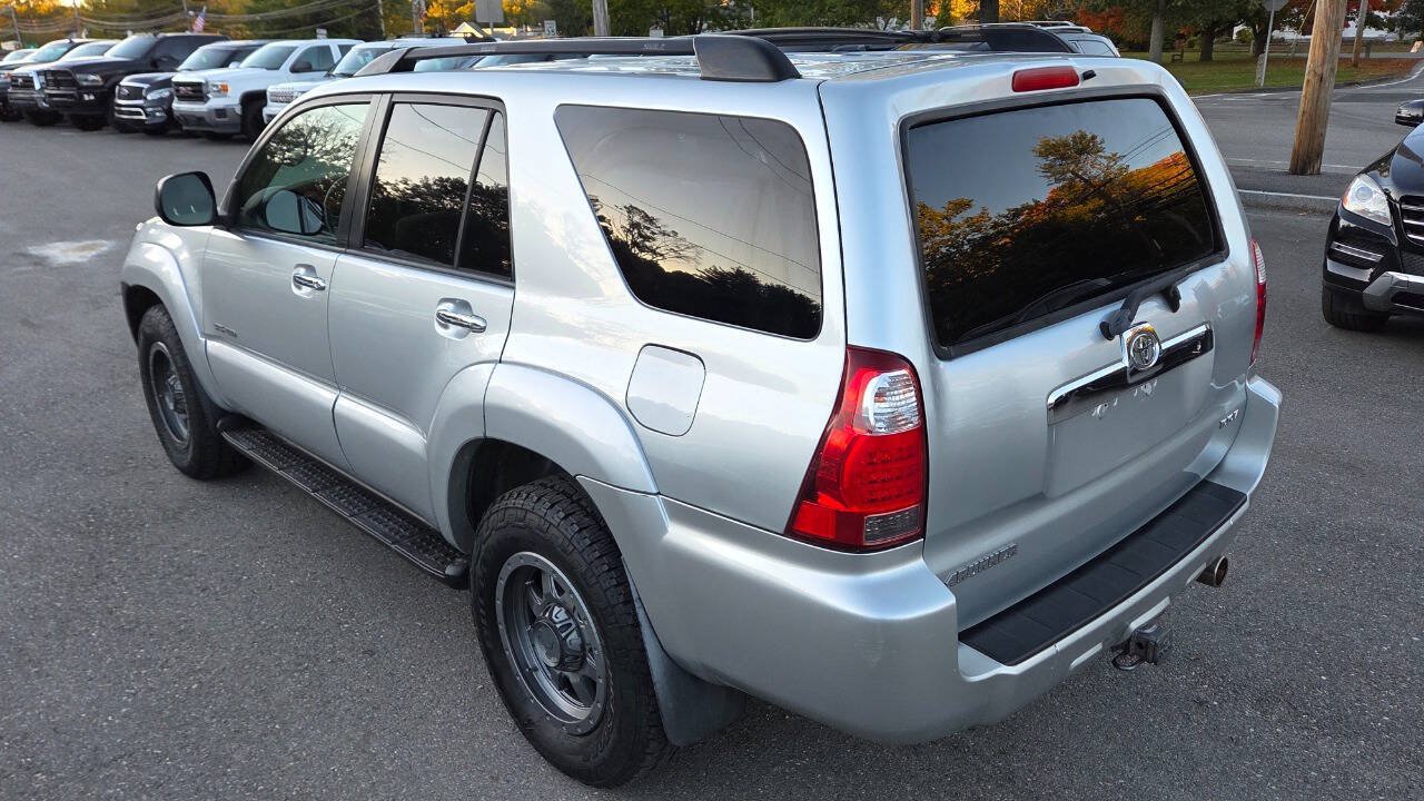 Used 2007 Toyota 4Runner SR5 AWD/4WD image 12