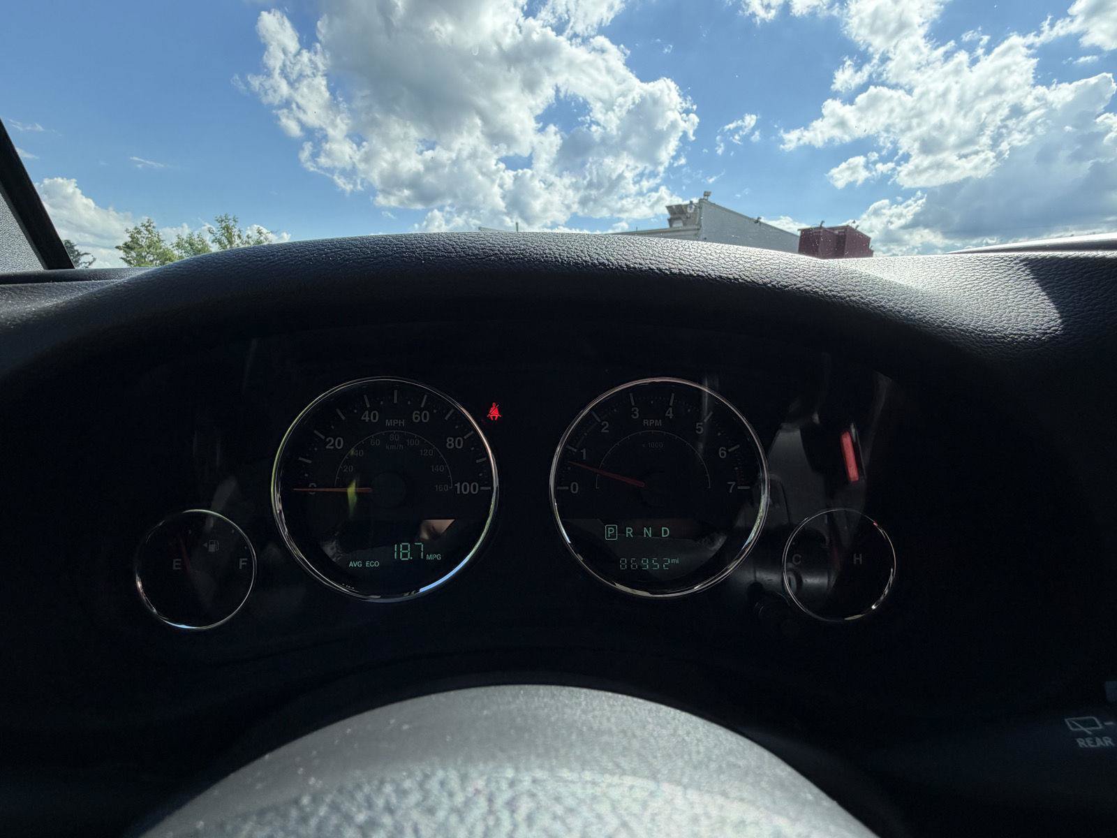 Used 2016 Jeep Wrangler Unlimited Rubicon AWD/4WD image 17