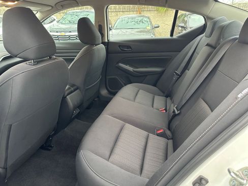 Used 2025 Nissan Altima 2.5 SV image 29