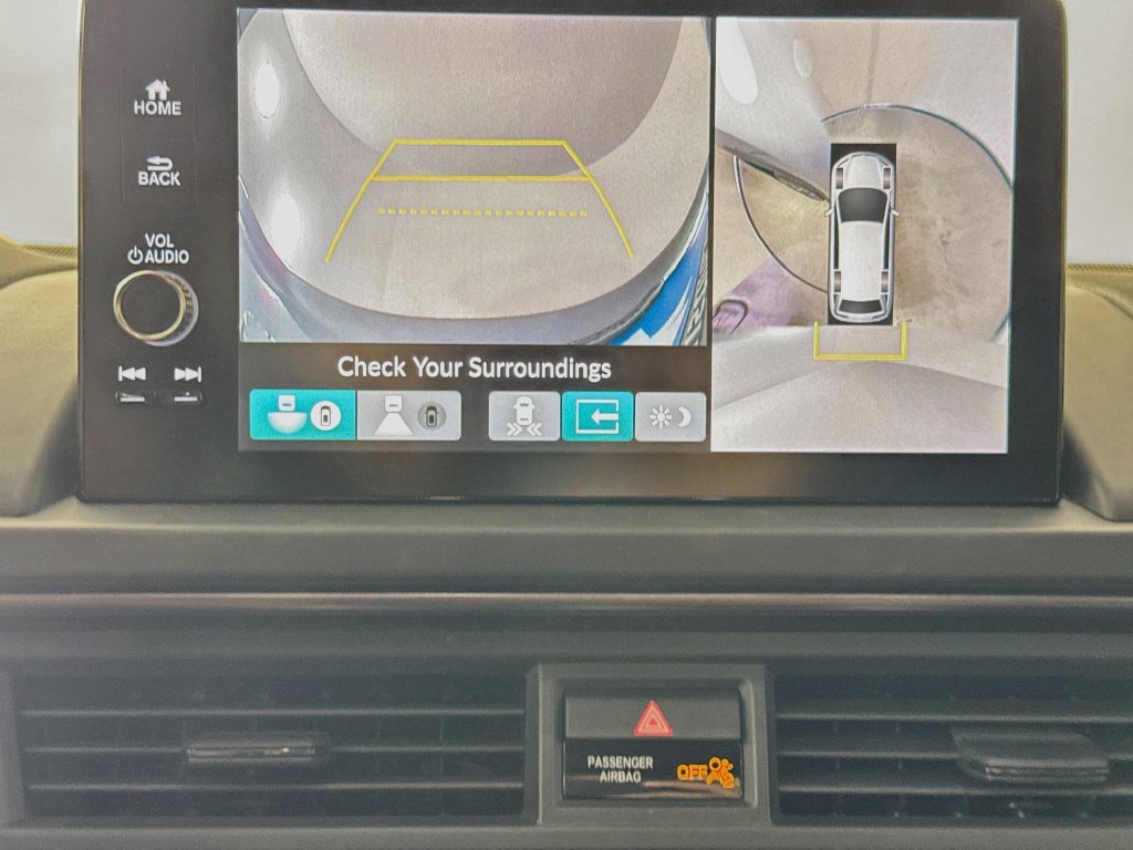Used 2024 Honda Pilot TrailSport image 18