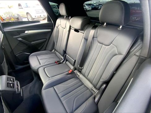 Used 2025 Audi Q5 2.0T Premium image 20