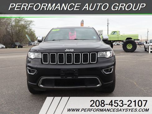 Used 2018 Jeep Grand Cherokee Limited image 2