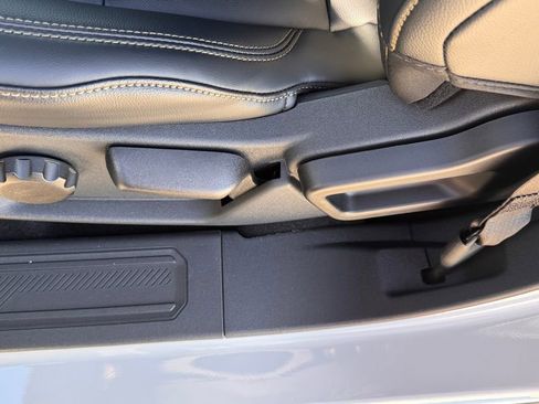 New 2026 Ford Bronco Badlands image 17