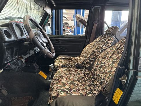 Used 1986 Suzuki Samurai 4WD Soft Top image 2