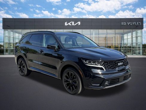 Certified 2023 Kia Sorento SX FWD image 1