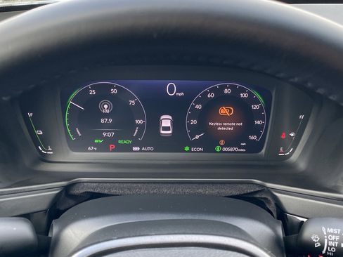 Used 2025 Honda Accord Sport image 28