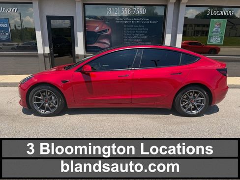 Used 2023 Tesla Model 3 Standard Range RWD image 1