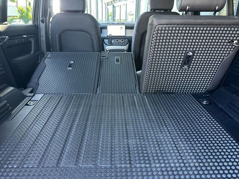 Used 2025 Land Rover Defender 110 S AWD/4WD image 35