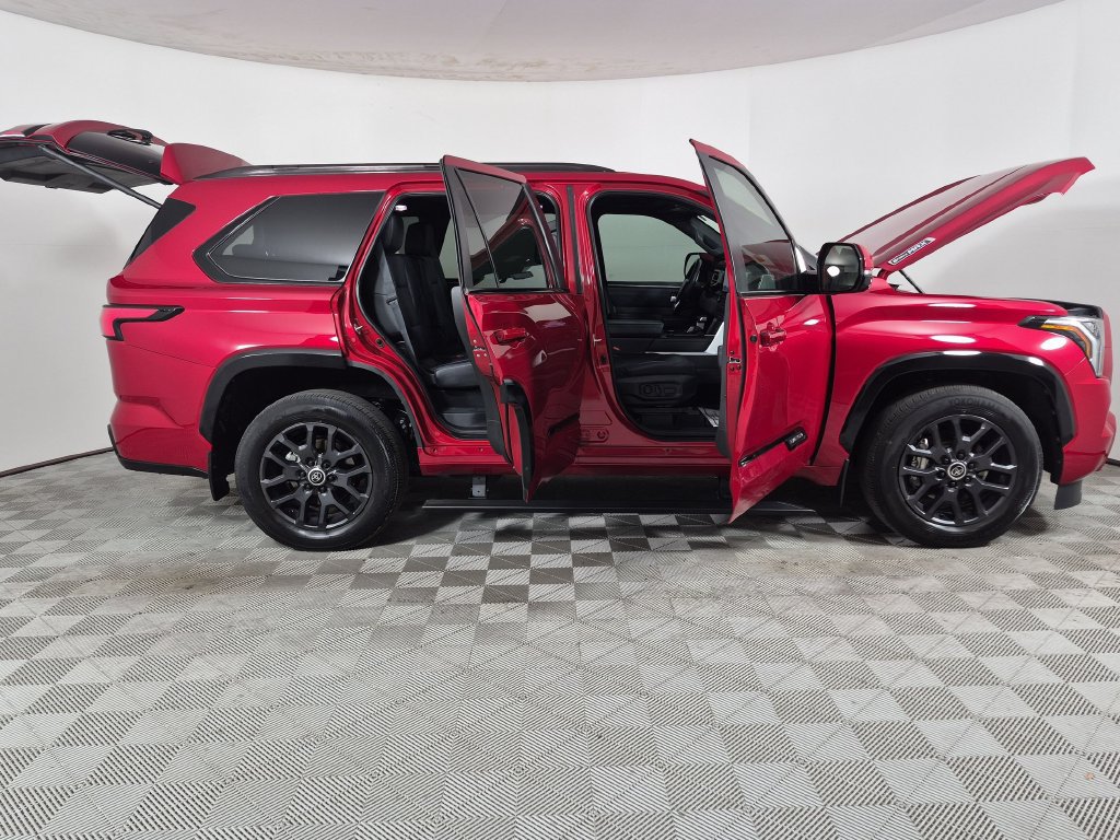 Used 2024 Toyota Sequoia Platinum RWD image 7
